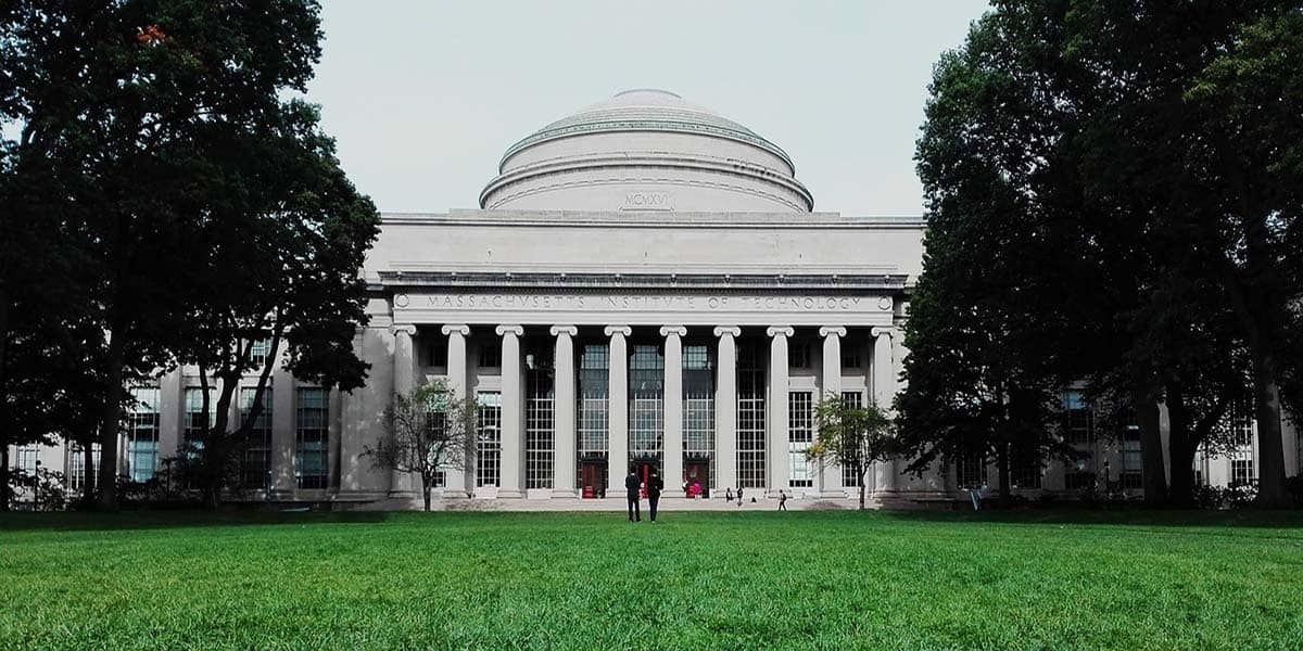Boston College Vs Boston University: What Are The Differences?