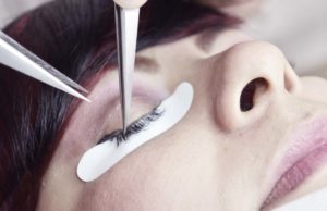 Does Plucking Hair Grow Back? Does Plucking Hair Grow Back