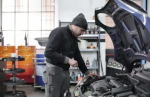 Does AutoZone Install Batteries? Does AutoZone Install Batteries