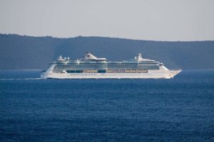 These Are The 6 Most Dangerous Cruise Ship Excursions