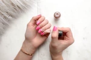 What Color Nails Do Guys Like