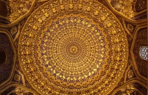 How To Put A Tapestry On The Ceiling: Step-By-Step Instructions How To Put A Tapestry On The Ceiling