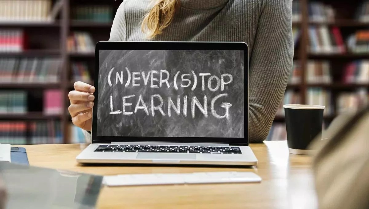 Blended Learning's Growing Popularity Is Owed To These Seven Reasons