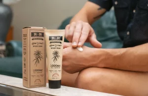 Different Types Of Gels & Creams You Should Use To Instantly Relieve Pain Different Types Of Gels & Creams You Should Use To Instantly Relieve Pain