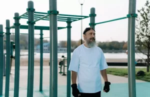 Should Men Wear A Crew Neck Or A V-Neck? Should Men Wear A Crew Neck Or A V-Neck