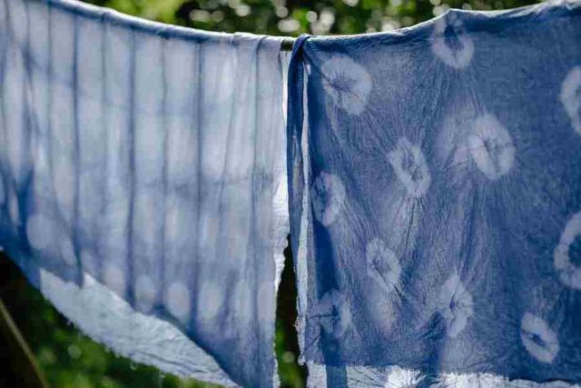 can i wash multiple tie dye shirts