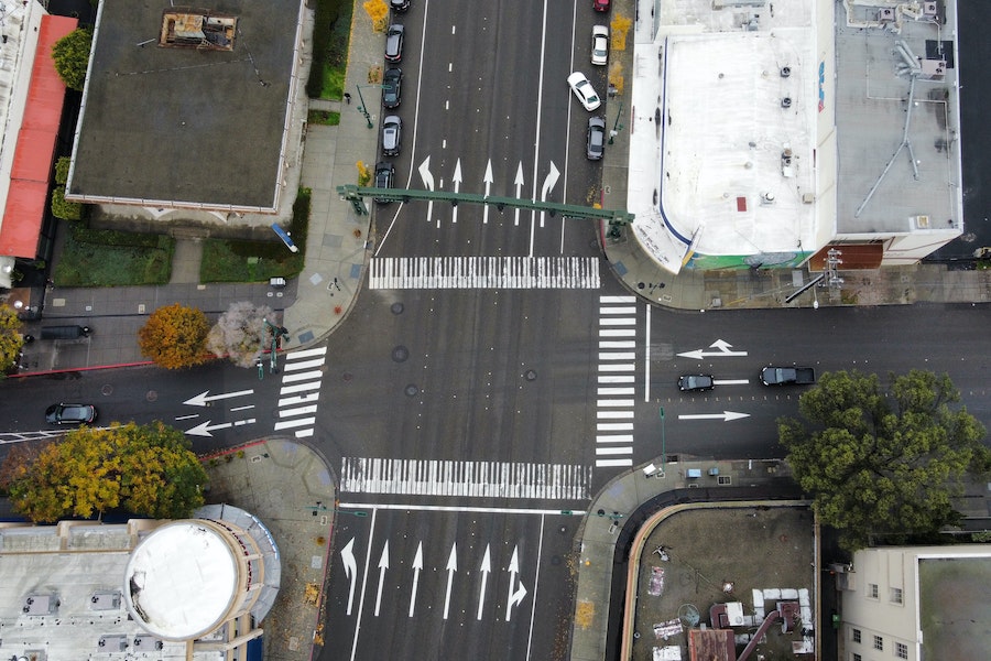 Tips On Safely Navigating Dangerous Intersections