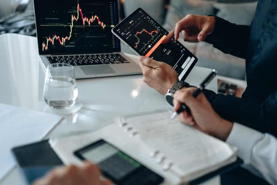 FMCC Stock Forecast 2025