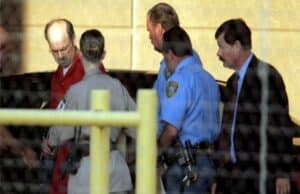 Serial Killer’s Daughter Faces Him In Prison, Confronts Explosive Diary Entry Implying Her Victimization Serial Killer's Daughter Faces Him In Prison Confronts Explosive Diary Entry Implying Her Victimization